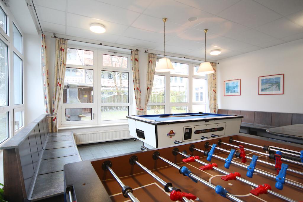 Djh Jugendherberge Binz Exterior photo